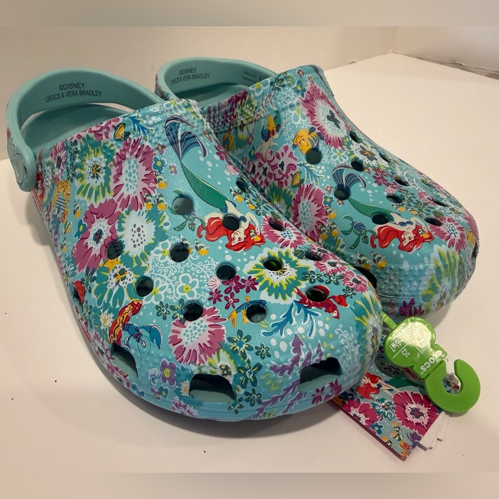 NWT Disney Little Mermaid X Vera Bradley Crocs Classic Clogs - Unisex M7/W9